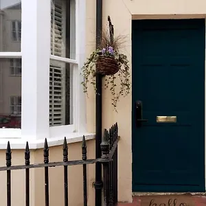 Regency Grade Ii Listed Townhouse By Centre And Brighton